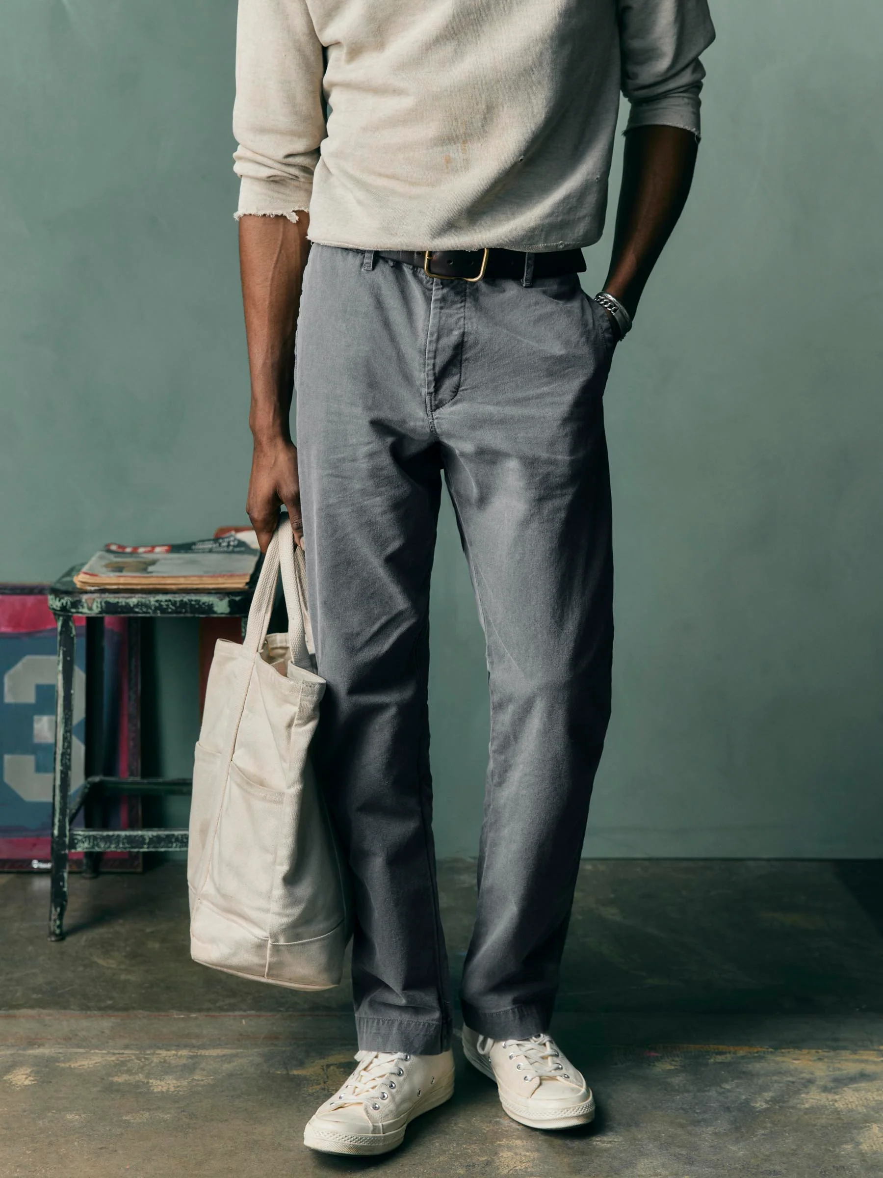 all american chino in faded black