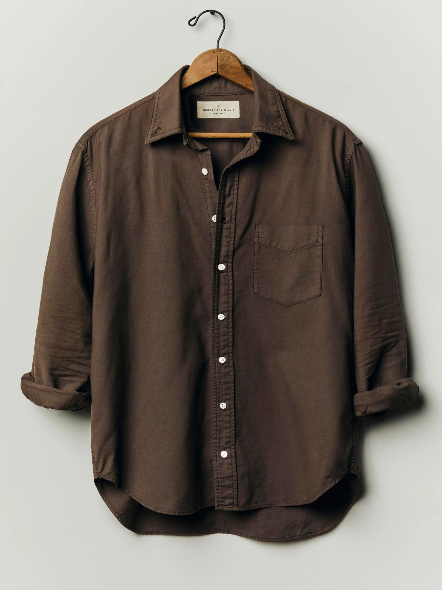 lightweight beach oxford in faded brown - Image 8