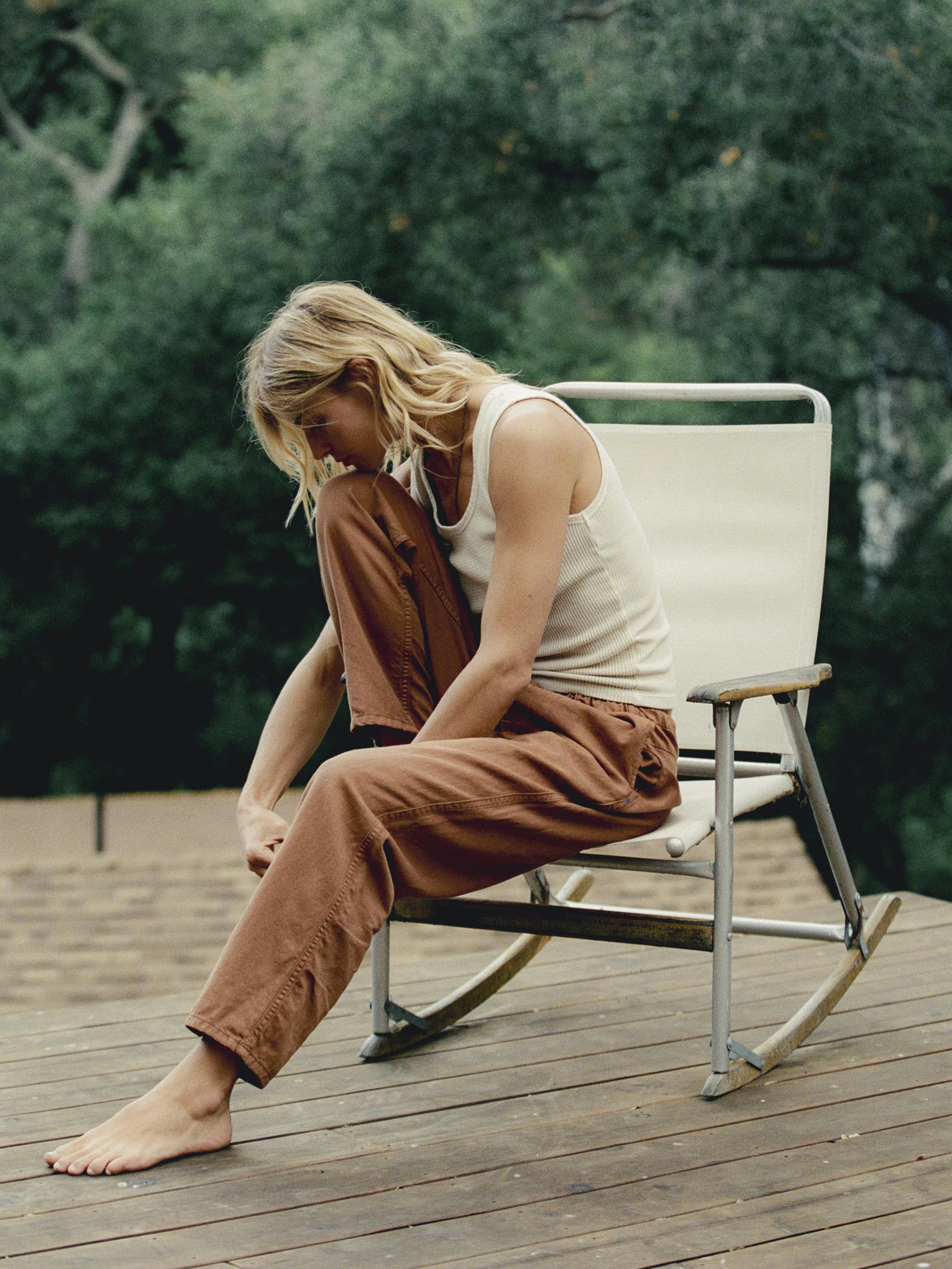 lounge pant in field brown - Image 5