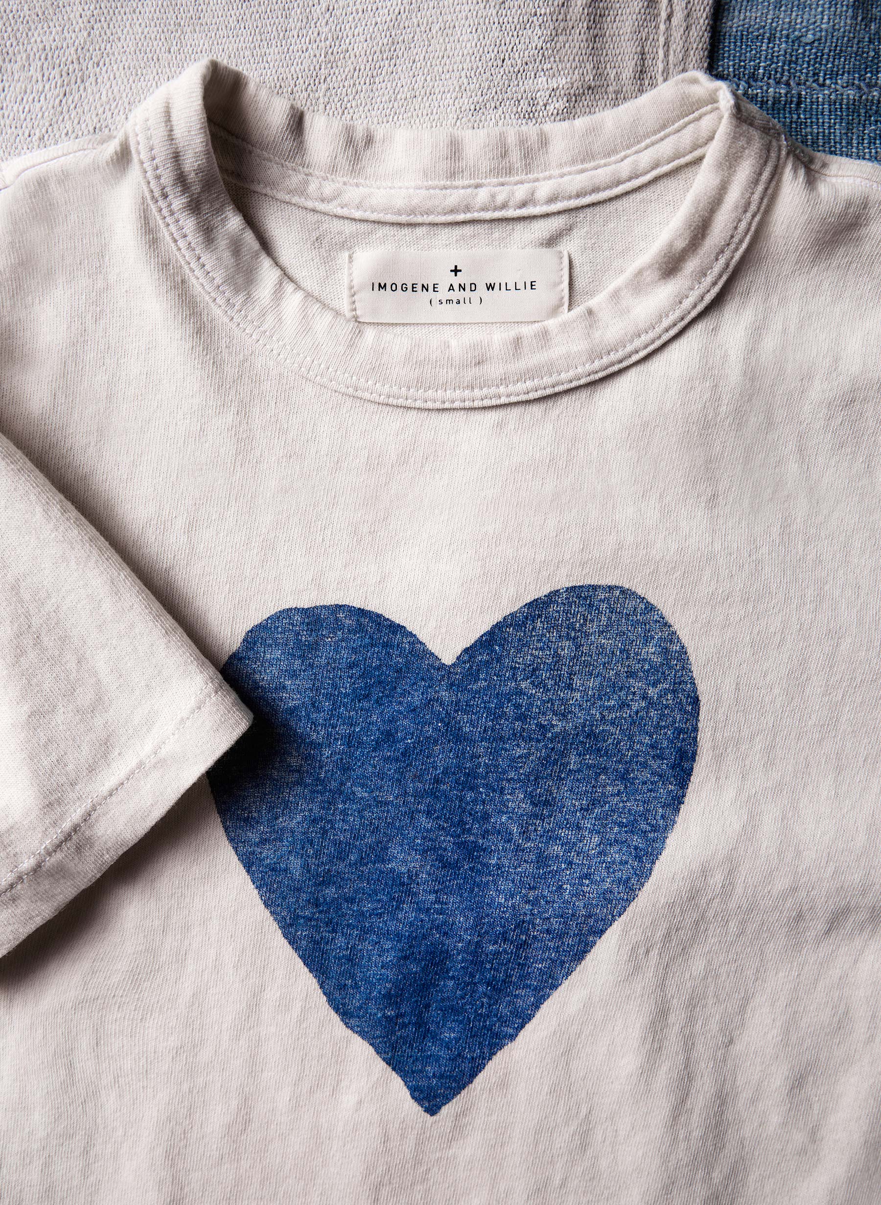 the "heart" tee in blue - Image 2