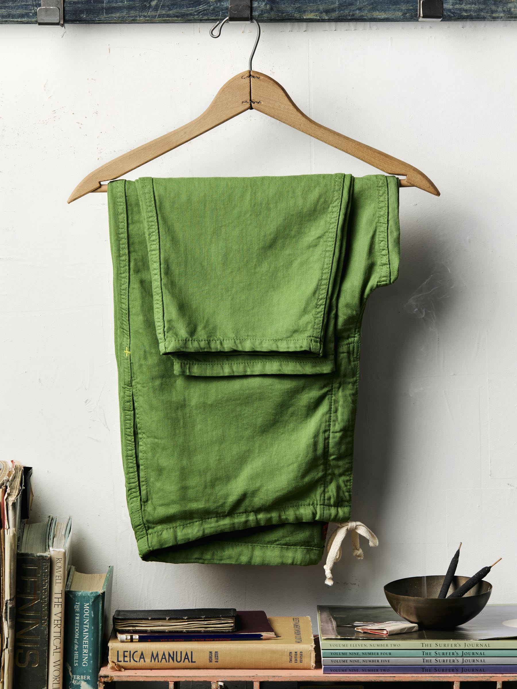 the lounge pant in fern green - Image 2